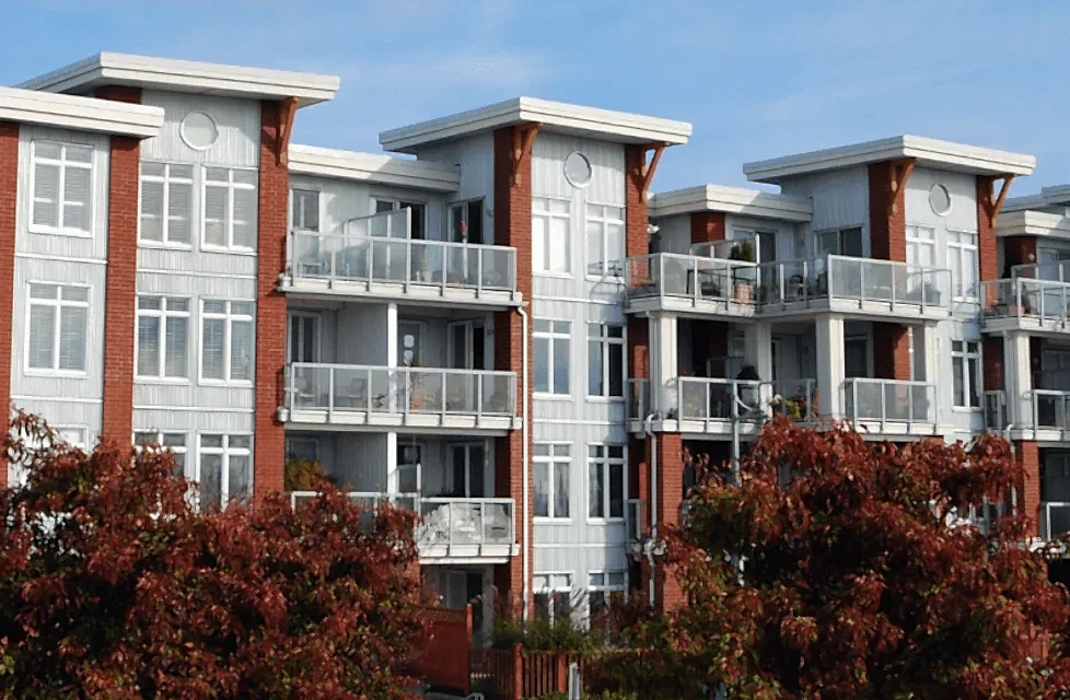 Townhomes and condo buildings in Northern Virginia